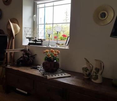 Donnemain-Saint-Mames Maison | Chaumière avec sa toiture recouverte de chaume !