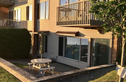 Dewittville Copropriété | Chautauqa Lac Condo - Nouvellement rénové Great Views