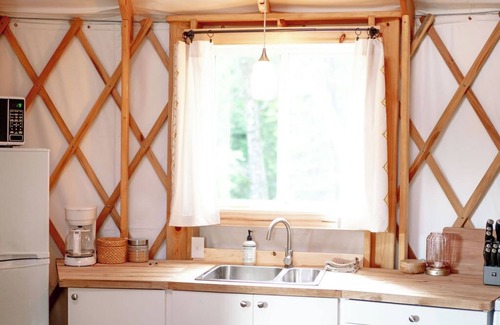 North Tazewell Maison | Check out this Yurt in Tazewell County at Stoney Ridge