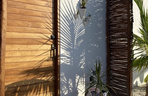 Downtown Holbox Villa | Cheerful 1 bedroom house w/ pool and much more!