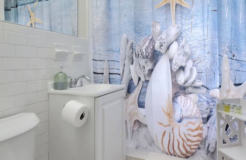Delray Beach Cottage | Cheerful 2 bed cottage, East Delray Beach, pets ok