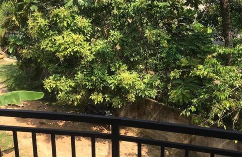 Wanchawala Appartement | Cheerful 2 Bedroom - entire 1st floor and rooftop for cheap