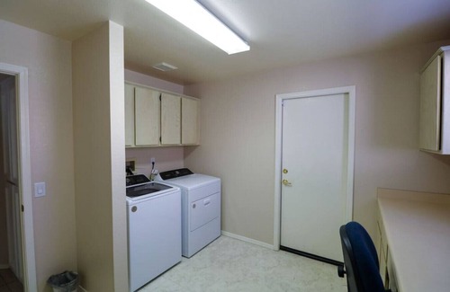 Saddlebrooke Maison | Cheerful 2 Bedroom, Stunning Mountain Views 55+