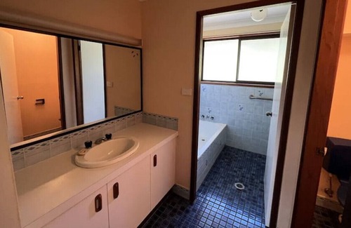 South Grafton Maison | Cheerful 3 bedroom home with lock up parking