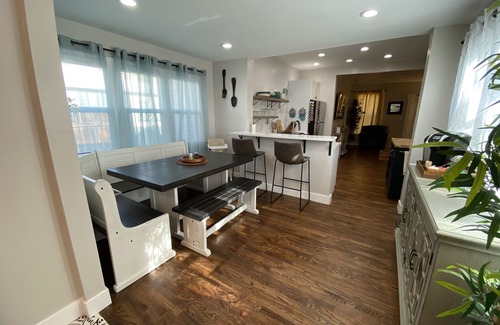 Littleton Maison | Cheerful 3 Bedroom Littleton Residential Home