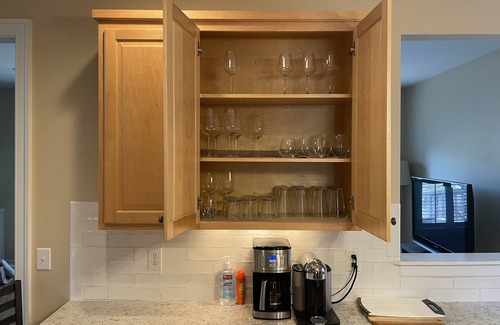 Fry's Spring Maison | Cheerful 4-bedroom Home, Walking Distance from UVA