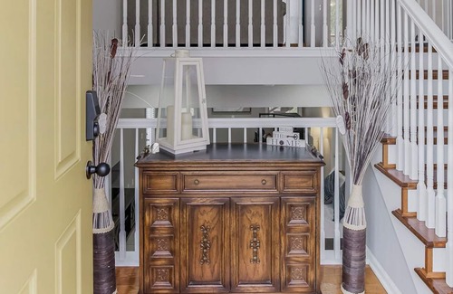 Grandview Maison | Cheerful 4 bedroom home on a quiet cul-de-sac