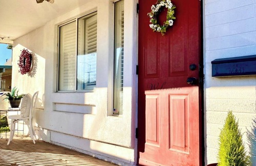 Mesa Maison | Cheerful cottage in charming Temple neighborhood.