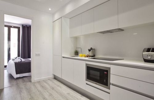 Hostafrancs Appartement | Cheerful flat up to 4 guests next to Plaza España