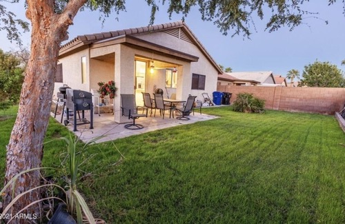 Crystal Point Maison | Cheerful house