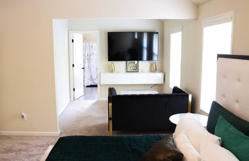 Hampton Maison | Cheerful & Spacious 4bedroom home away from home!
