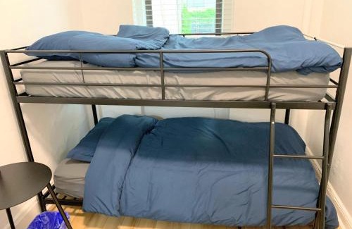 Chelsea Appartement | Chelsea Studio-Shared Bathroom with Kitchen Twin Bunk Bed