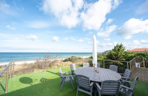 Chelsea Maison | ChelseaVue - Beachside Townhouse Retreat