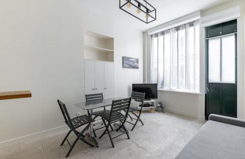 11th Arrondissement Appartement | Chemin Vert/Voltaire : Charming Apartment 4P