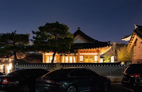 Jeonju Maison | Cheong-yeon, the Korean traditional house Hanok in Jeonju Hanok Village