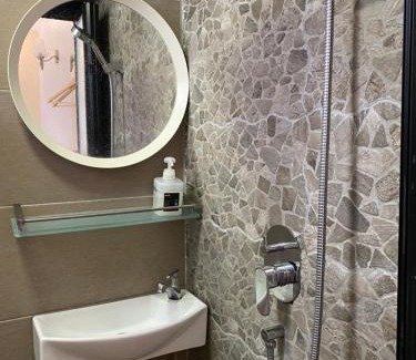 Kuarters Kampung Pandan Maison | Cheras Homestay - Miharja Private room @ Sunway Velocity