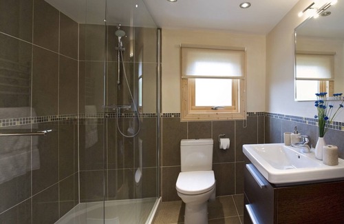 Oxford Cabine | Cherbridge Lodges Riverside Lodges Short Lets