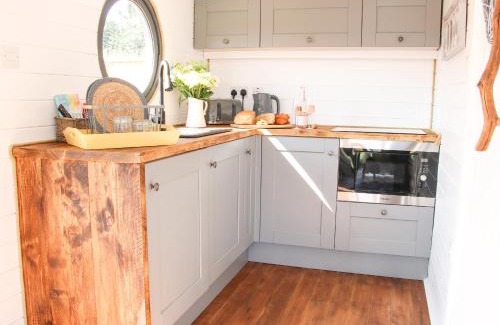 Diddlebury Maison | Cherry Blossom