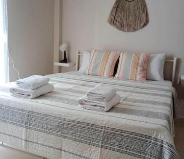 Volos City Centre Appartement | Cherry - HappyHostGr - Downtown Apartment