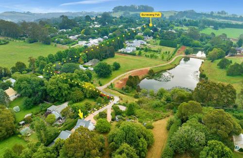 Burrawang Maison | Cherry Tree Cottage, Burrawang, Southern Highlands