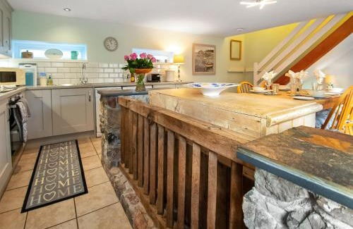 Cheddar Maison | Cherry Tree Cottage - Uk46659
