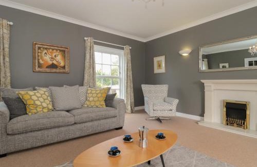Highbridge Maison | Cherry Tree House