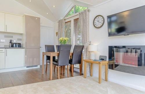 Narberth Maison | Cherry Tree Lodge