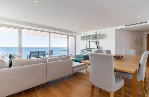 Linda-a-Velha Appartement | Appartement Chervil Green, Wi-fi, garage, climatisation, balcon