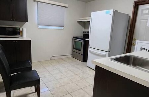 Winnipeg Appartement | Chesskings Guest House - Unit 1 Notredame Avenue