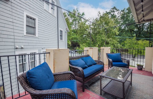 Northwest Maison | Chevy Chase 1920 charm 4 luxury bedrooms Spanish colonial close to everything,