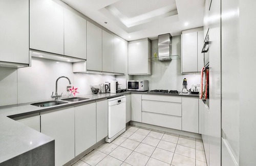 Chelsea Riverside Maison | Cheyne Walk | Pro-Managed
