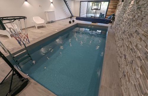 Curel Maison | CHEZ ANITA