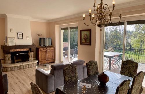 Onet-le-Chateau Maison | Chez BON ET MONE