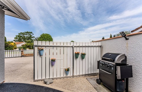 Audenge Maison | Chez Brigitte – Charmant Studio à Audenge avec Terrasse, Vélos et Proximité Bassin d'Arcachon