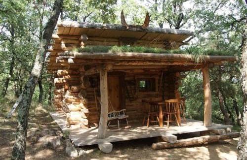 Peaugres Chalet De Ski | Chez Buddy - cabane de trappeur