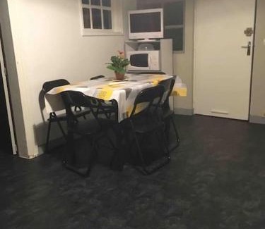 Ay Appartement | Chez Chantal à Ay