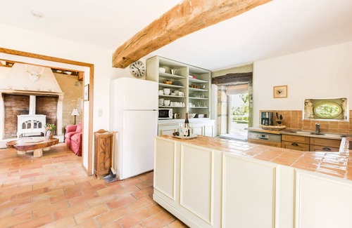 Moulins Engilbert Cottage | Conversion de grange de luxe - 5 chambres - 10 personnes - piscine privée chauffée avec barrière de sécurité - WiFi -