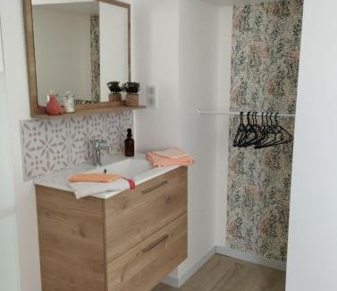 Saint-Pierre-Montlimart Appartement | Chez Coralie et Jean