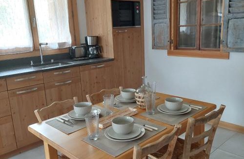 Les Villards-sur-Thones Appartement | Chez Francis Appart entre lacs et montagnes