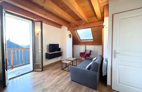 Saint-Pierre-d'Albigny Appartement | Chez Fred 202 - Parking Wifi Balcon