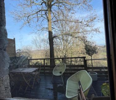 Perouges Maison | Chez Gabriel et Sophie
