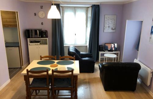 Chaudes-Aigues Appartement | Chez Gustou