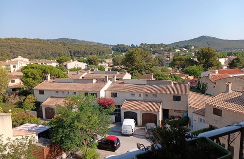 Saint-Cyr-sur-Mer Appartement | Chez karynette type3 proche toutes commodités où il fait bon d y vivre, calme ..