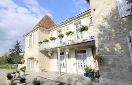 Saint-Colomb-de-Lauzun Lit Et Petit-Déjeuner | Chez Madeleine