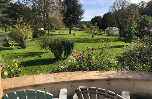 Saacy-sur-Marne Lit Et Petit-Déjeuner | Chez Manon et Martin - Chambre à la campagne avec Spa extérieur