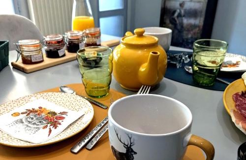 Palinges Lit Et Petit-Déjeuner | Chez Nick et Martine suite privative