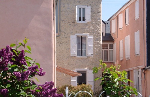 Bagneres-de-Bigorre Appartement | Chez Nina number 2