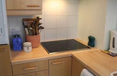 14th Arrondissement Appartement | 'Chez Pierre': Vivez comme un Parisien! Appelez +1516300-0363