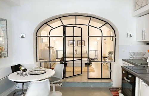 Marsanne Appartement | Chez Pierre, studio voûté esprit loft