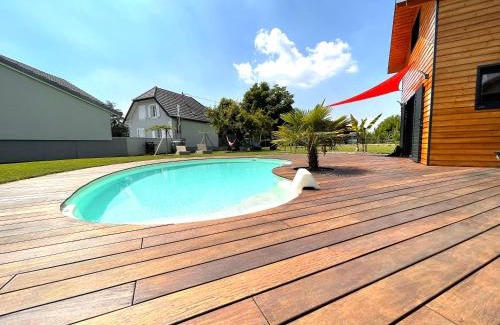 Flaxlanden Maison | Chez Seb et Lilou - Chalet Tiny House - piscine partagée - parking - proche Mulhouse
